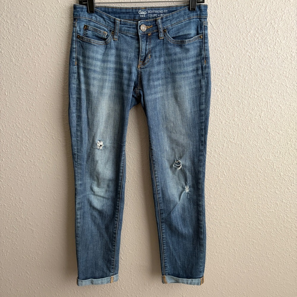 Gap Boyfriend Fit Relaxed Destructed Ankle Jeans 0/25
